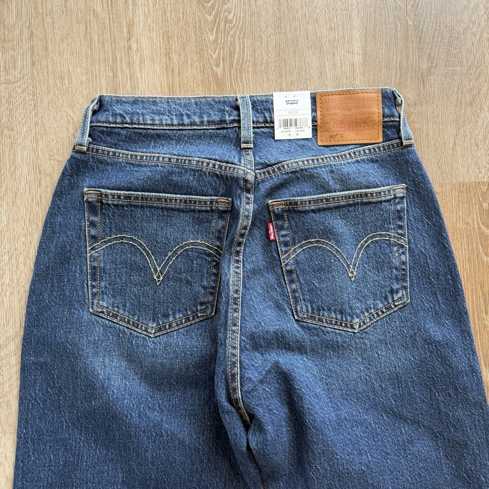 Levi's 501 Curve Jeans Womens W28 L30 Medium Wash Blue High Rise Straight Denim - Picture 6 of 9